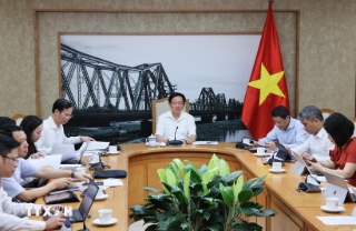 Đẩy nhanh tiến độ hoàn thiện thể chế về khoa học, công nghệ và chuyển đổi số