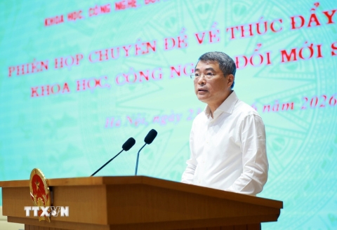 Thủ tướng: Tập trung nguồn lực cho sản phẩm chiến lược có khả năng dẫn dắt