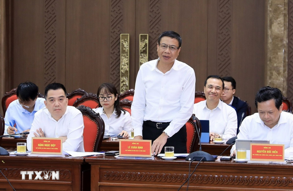 ttxvn-ban-chi-dao-xay-dung-de-an-doi-moi-mo-hinh-phat-trien-dat-nuoc-dua-tren-khoa-hoc-cong-nghe-doi-moi-sang-tao-va-chuyen-doi-so-4.jpg