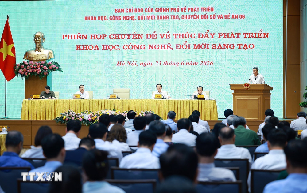 ttxvn-thu-tuong-chu-tri-phien-hop-chuyen-de-thuc-day-phat-trien-khoa-hoc-cong-nghe-va-doi-moi-sang-tao-4.jpg