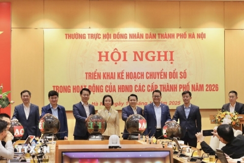 Hà Nội tiên phong triển khai chuyển đổi số trong hoạt động HĐND các cấp