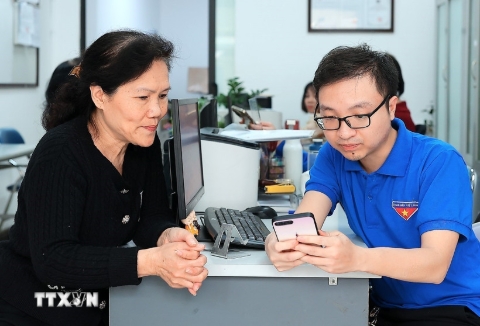 Phong trào “Bình dân học vụ số”: Nâng cao tri thức Việt trong kỷ nguyên mới