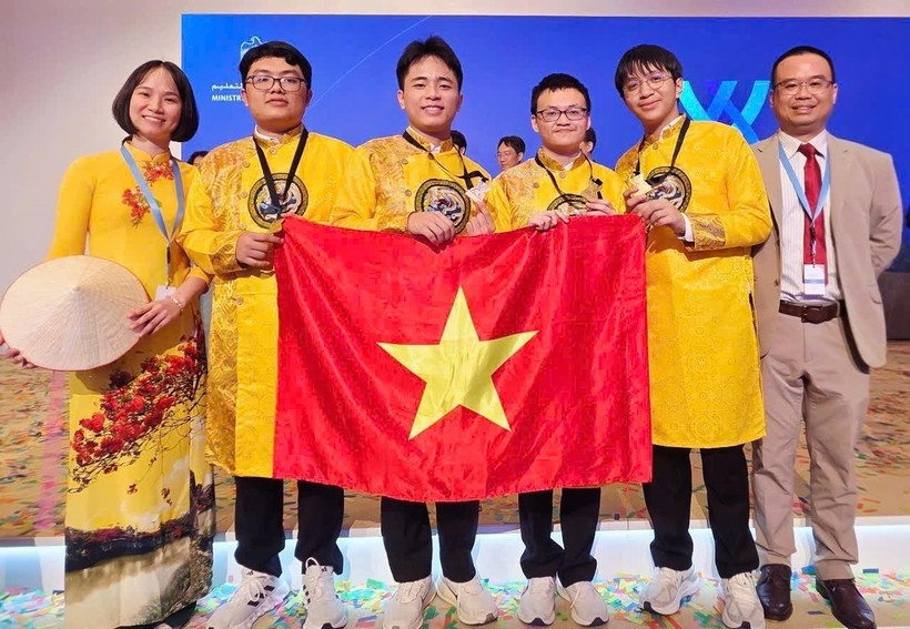 olympic-hoa-hoc.jpg