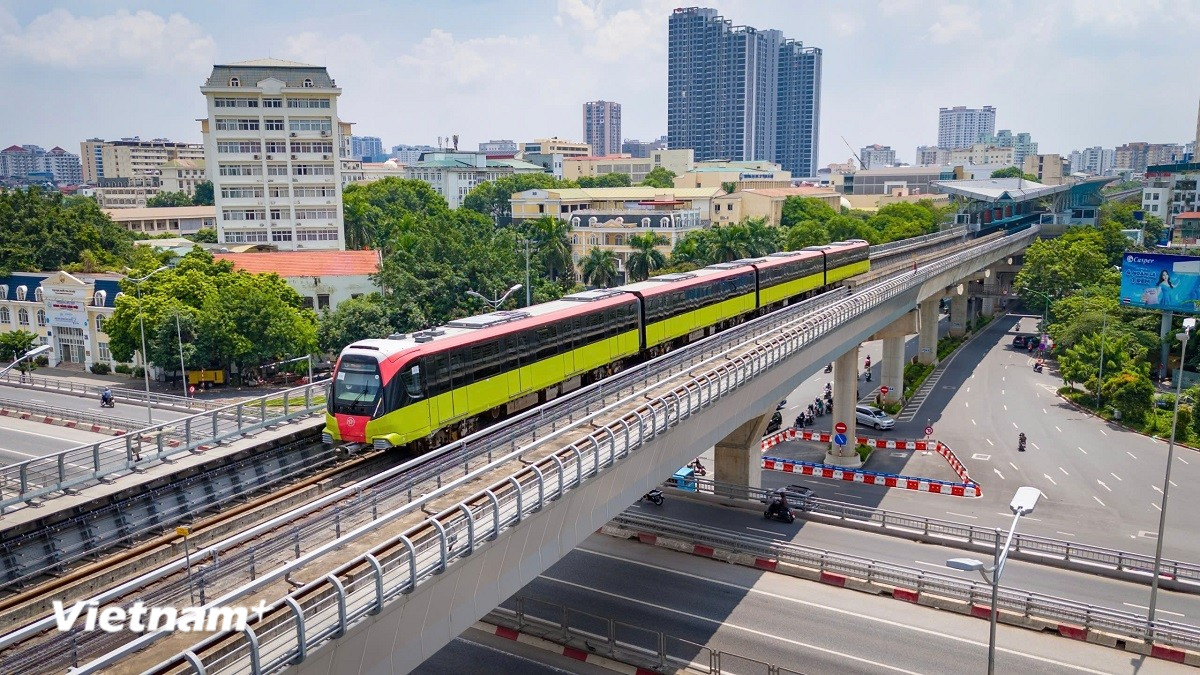 vnp-tau-nhon-ga-hn.jpg