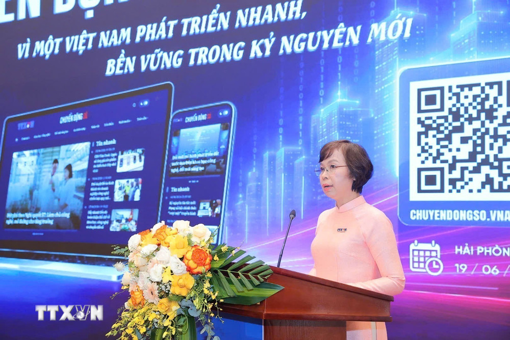 ttxvn-khai-truong-chuyen-trang-thong-tin-chuyen-dong-so-8.jpg
