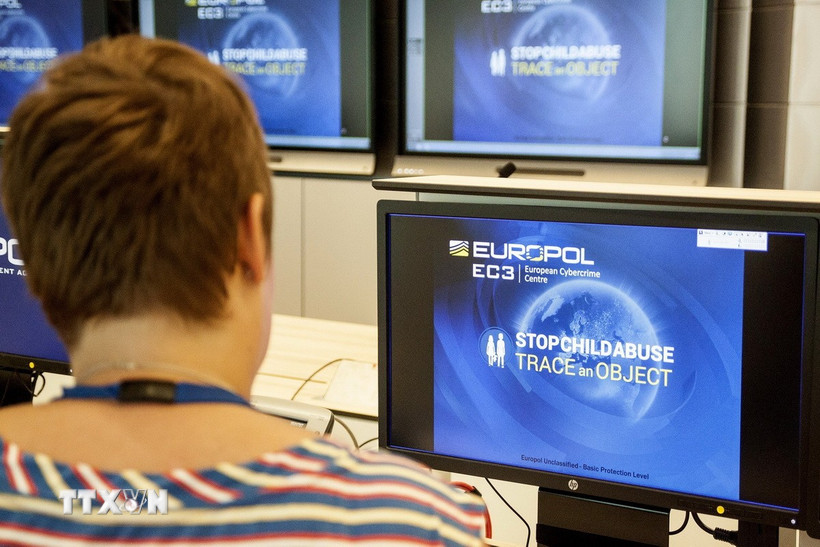 Europol đánh sập hàng nghìn website chứa nội dung bạo lực và cực đoan