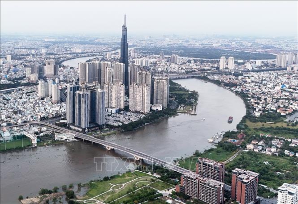Mở rộng không gian phát triển để kiến tạo động lực tăng trưởng mới