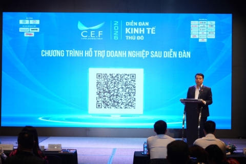 Ông Mạc Quốc Anh thông tin về chương trình hỗ trợ doanh nghiệp nhỏ và vừa Hà Nội.