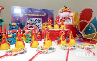 Đưa nét Trung thu Hà Nội lên nền tảng số là bước đi mới mẻ kết hợp văn hóa truyền thống và công nghệ. Hoạt động này giúp lan tỏa hình ảnh phố cổ, sản phẩm thủ công và ẩm thực đặc trưng ra toàn quốc thông qua các phiên phát trực tiếp mua sắm và quảng bá di sản.