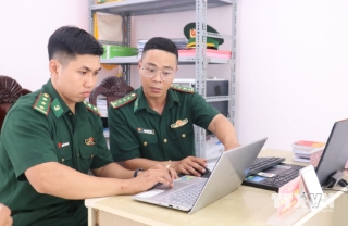 Đổi mới công tác tuyên truyền phổ biến giáo dục pháp luật, Đại úy Phạm Việt Tiến, phó Đồn Biên phòng Cửa khẩu Mỹ Quý Tây (Tây Ninh) đã tích cực đưa kiến thức pháp luật vào cuộc sống bằng hình thức sản xuất video ngắn trên mạng xã hội và hướng dẫn người dân sử dụng hòm thư điện tử, nhằm nâng cao ý thức chấp hành pháp luật của nhân dân, thắt chặt tình đoàn kết quân dân và giữ vững an ninh biên giới.