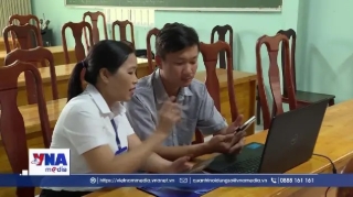 “Thứ Bảy về ấp” trao niềm tin số cho đồng bào dân tộc