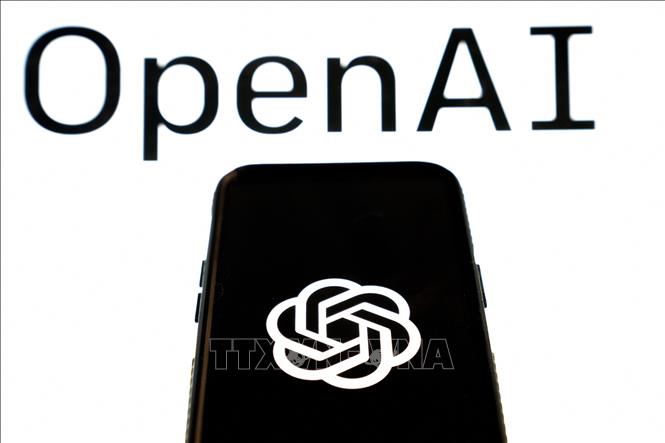 Biểu tượng ChatGPT của Công ty OpenAI tại một văn phòng ở Washington D.C. (Ảnh: philstar.com/TTXVN)