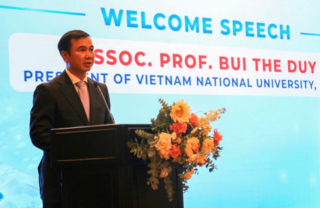 PGS.TS Bùi Thế Duy, Giám đốc Đại học Quốc gia Hà Nội phát biểu. (Ảnh: Đỗ Huyền - Bnews/TTXVN