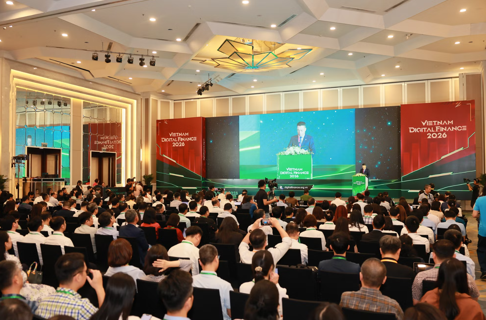 Toàn cảnh Hội thảo và Triển lãm Tài chính số Việt Nam 2026 diễn ra sáng 24/9