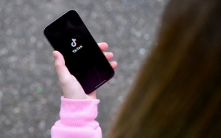 TikTok bị tố lừa người dùng bằng “tính năng an toàn giả”