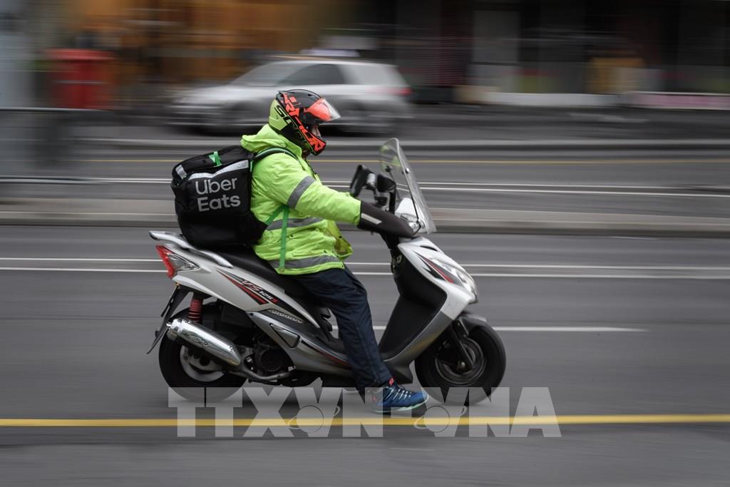 Các ứng dụng giao đồ ăn như DoorDash và Uber Eats đang đứng trước cuộc chuyển mình mang tính bước ngoặt.
