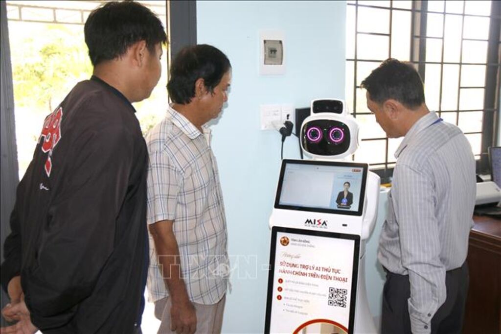 Robot AI - “trợ thủ” đắc lực giúp giải quyết thủ tục hành chính