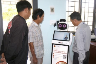 Robot AI - “trợ thủ” đắc lực giúp giải quyết thủ tục hành chính