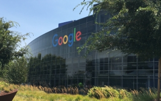 Google điều chỉnh kết quả tìm kiếm AI, tăng cơ hội tiếp cận cho báo chí
