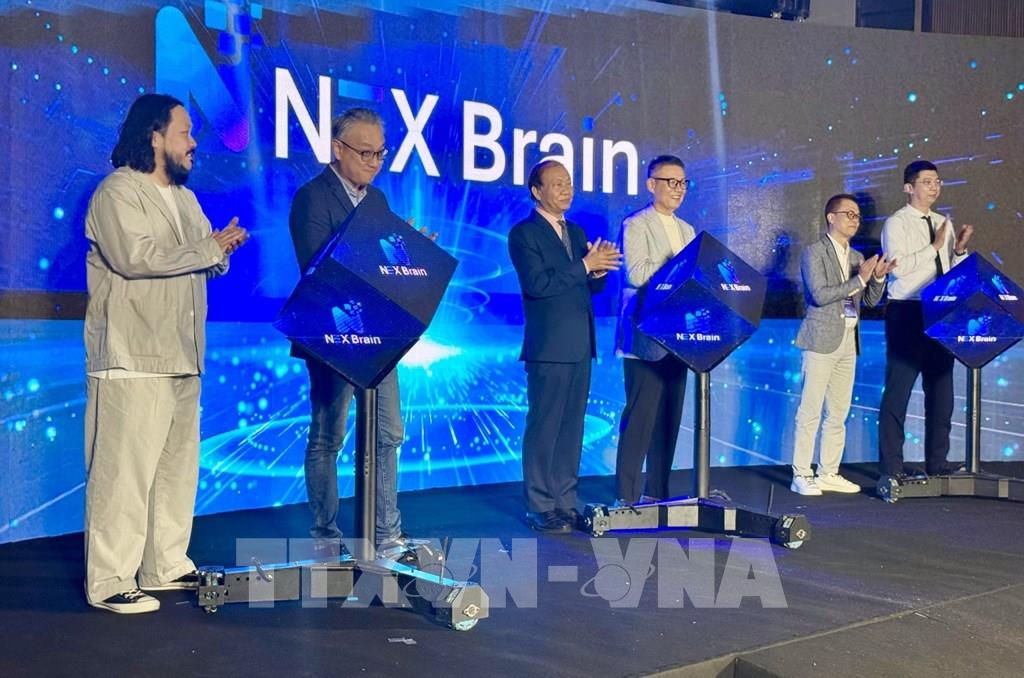 Nghi thức ra mắt Nền tảng Tăng trưởng Thương hiệu NEX Brain. (Ảnh: Hương Giang - TTXVN)