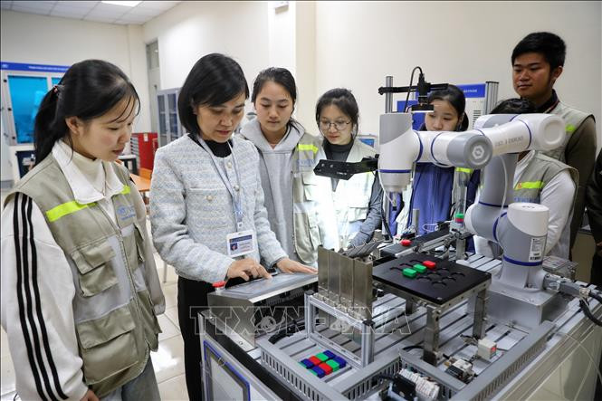 Ứng dụng tiến bộ khoa học công nghệ. Ảnh: TTXVN