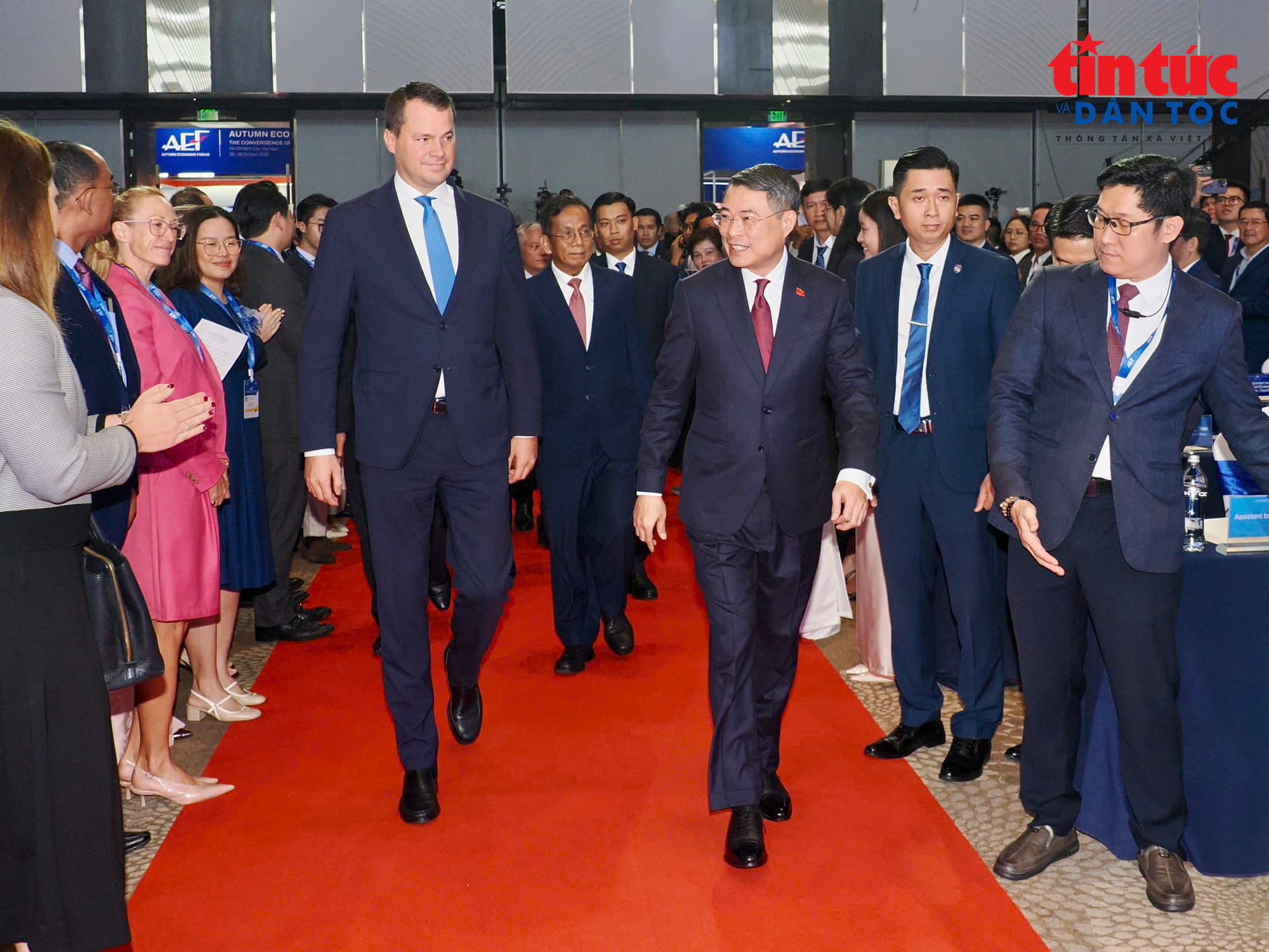 Thủ tướng Chính phủ Lê Minh Hưng đến dự Diễn đàn Kinh tế Mùa thu 2026 tại TP Hồ Chí Minh. (Ảnh: Lưu Niệm/Báo Tin tức và Dân tộc)